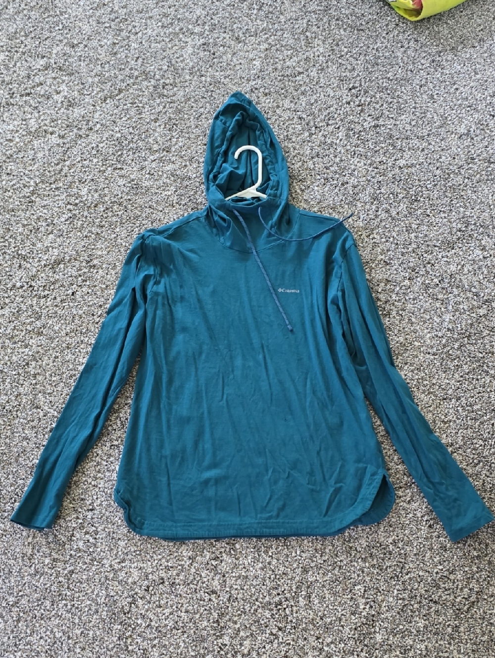 Columbia Women’s Teal Hooded Long-Sleeve Pullover